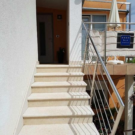 Apartment Lency Novigrad Istria Eksteriør bilde